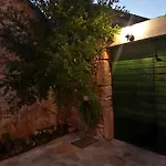 Holiday home Las Vezac