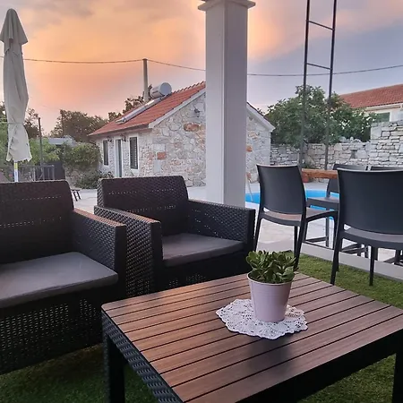 Las Vezac Holiday home *