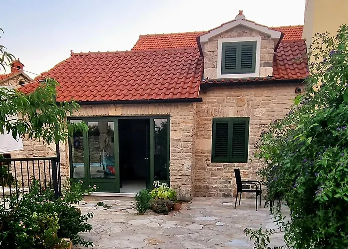 Las Vezac Vikendica Vezac